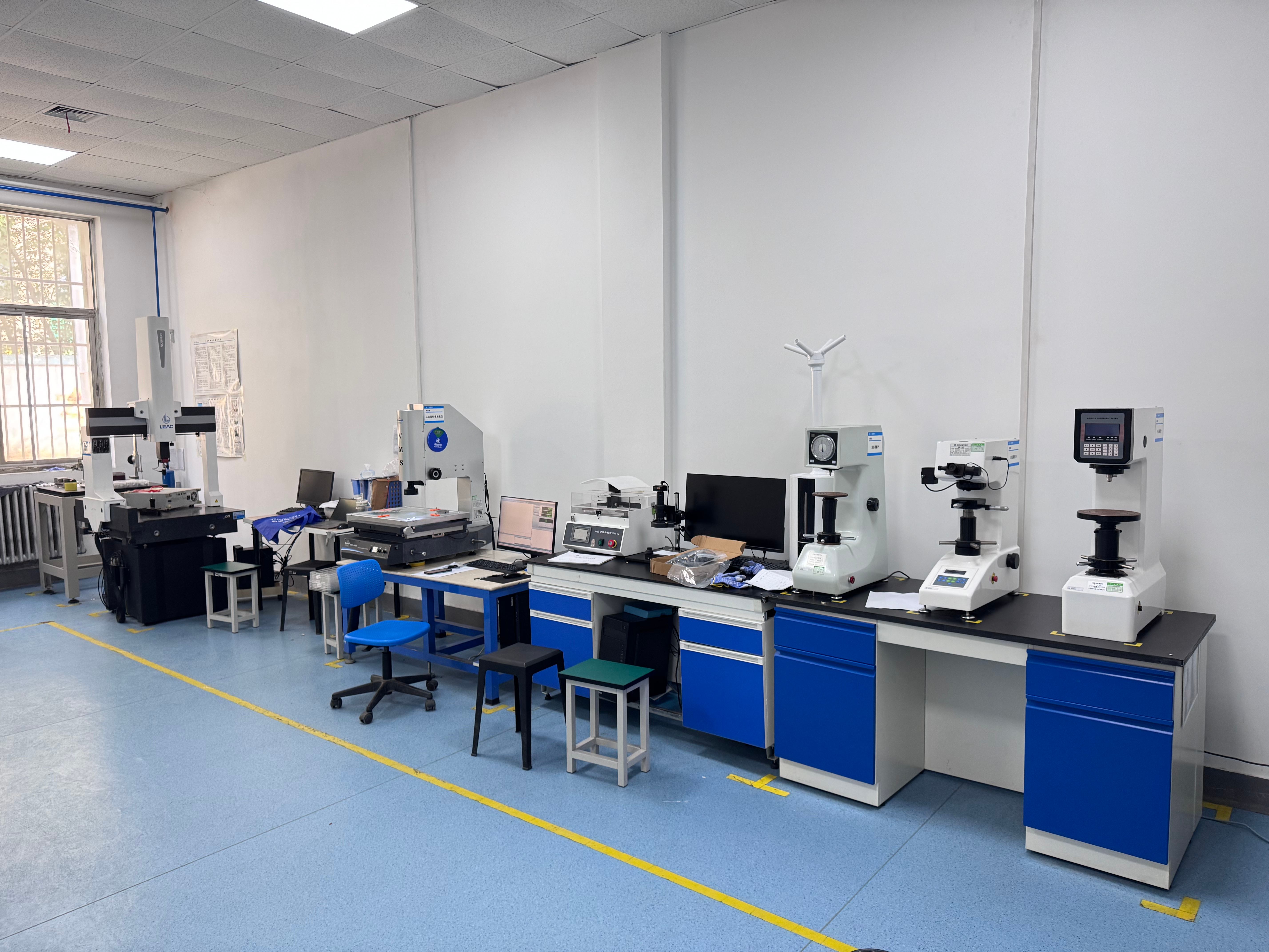 301761805822542260.jpg 實(shí)驗(yàn)室(1).jpg